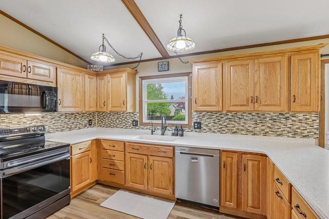 4614 Hamlet Place, Madison, WI 53714
