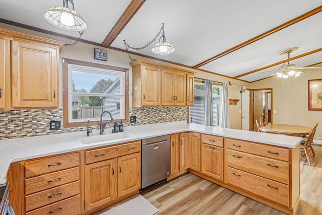 4614 Hamlet Place, Madison, WI 53714