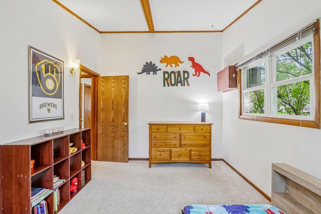 4614 Hamlet Place, Madison, WI 53714
