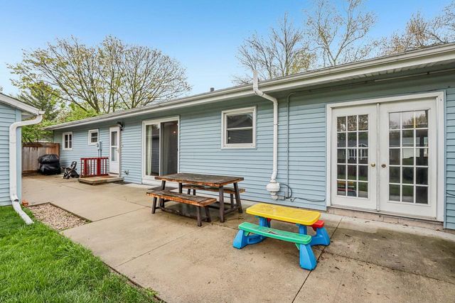 4614 Hamlet Place, Madison, WI 53714