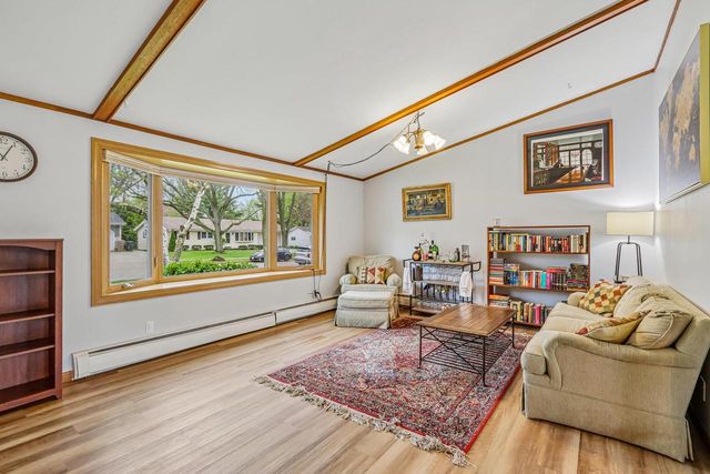 4614 Hamlet Place, Madison, WI 53714