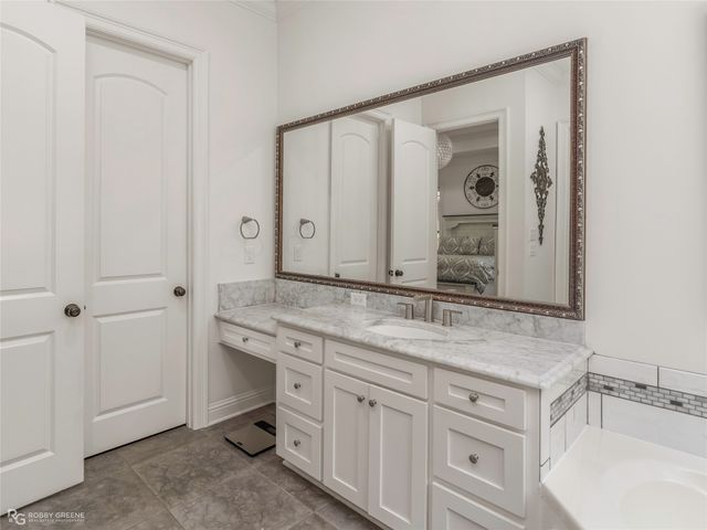 815 Saint Roch Avenue, Shreveport, LA 71115
