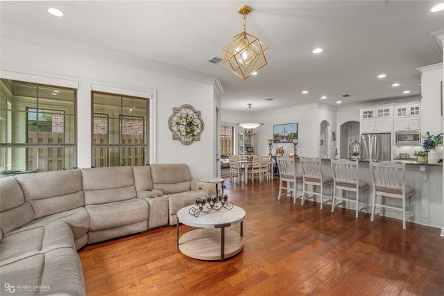 815 Saint Roch Avenue, Shreveport, LA 71115