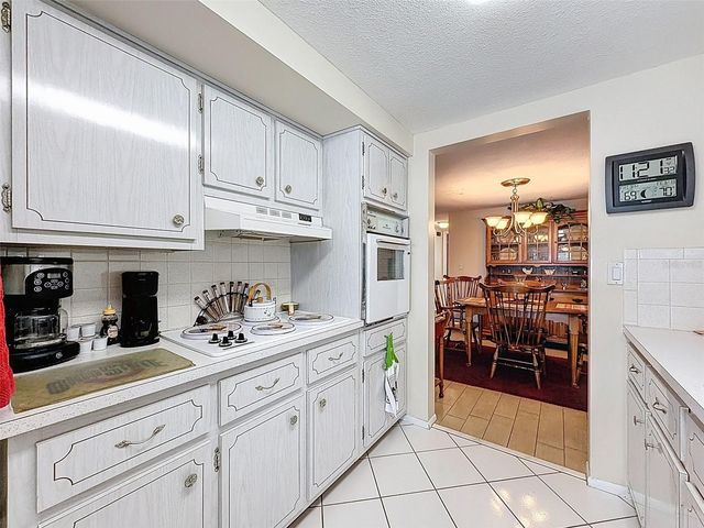 5346 MOSAIC DRIVE, Holiday, FL 34690