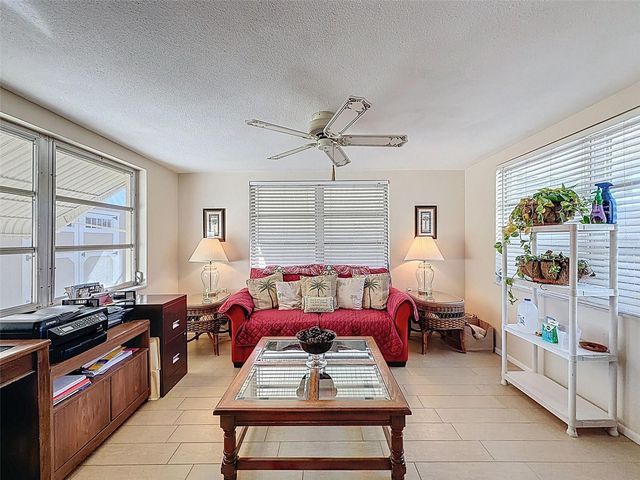 5346 MOSAIC DRIVE, Holiday, FL 34690