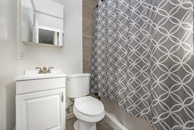 260 New Hampshire Avenue, Bay Shore, NY 11706