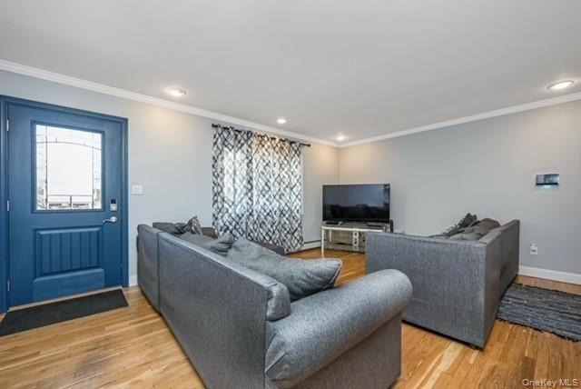 260 New Hampshire Avenue, Bay Shore, NY 11706