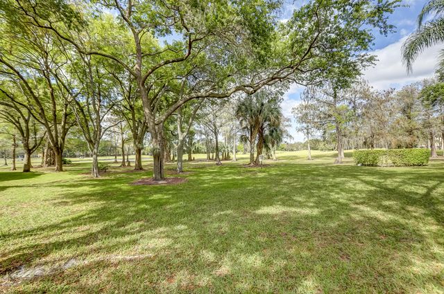 6751 N University Drive 302, Tamarac, FL 33321