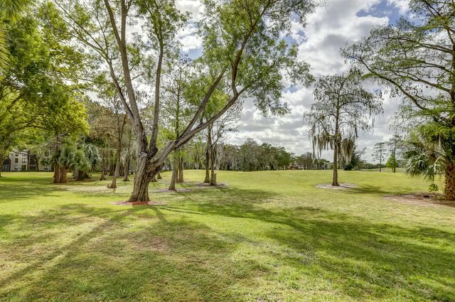 6751 N University Drive 302, Tamarac, FL 33321
