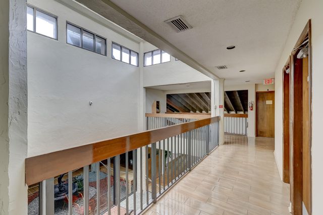 6751 N University Drive 302, Tamarac, FL 33321