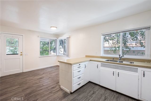 2520 Montrose Avenue, Montrose, CA 91020