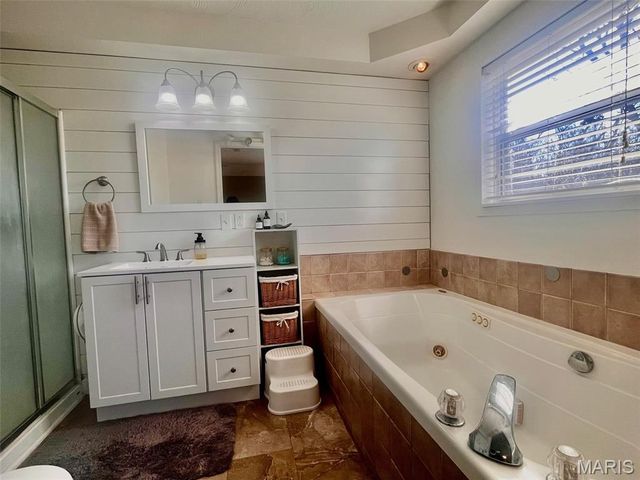 66 Highway CC, Owensville, MO 65066