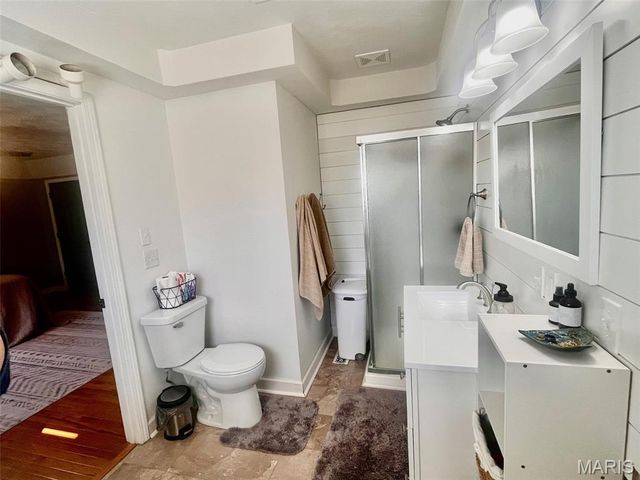 66 Highway CC, Owensville, MO 65066