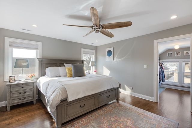 930 N Taylor Avenue, Oak Park, IL 60302