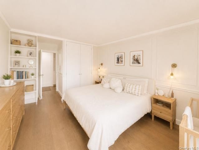 27110 Grand Central Parkway 2T, Floral Park, NY 11005