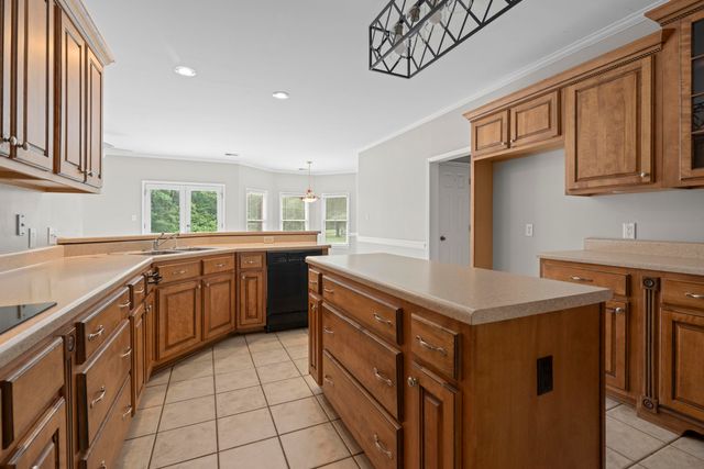320 FOREST GLADE CV, Eads, TN 38028