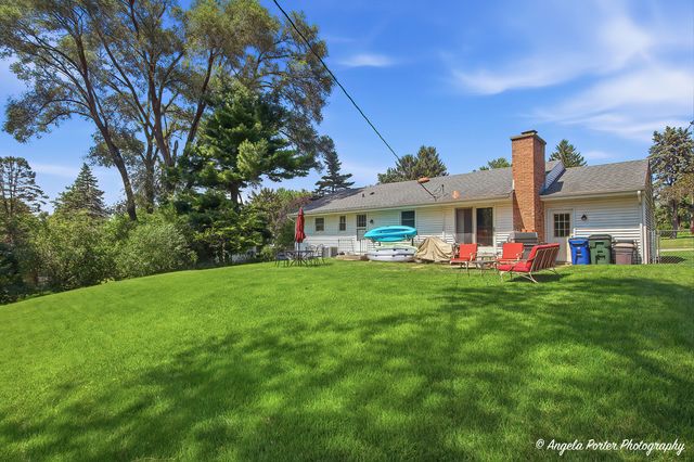 303 RIDGE Street, Algonquin, IL 60102