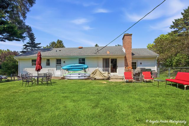 303 RIDGE Street, Algonquin, IL 60102