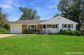 303 RIDGE Street, Algonquin, IL 60102