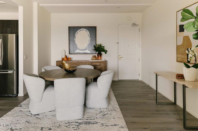 124 W Colorado Street 101, Glendale, CA 91204