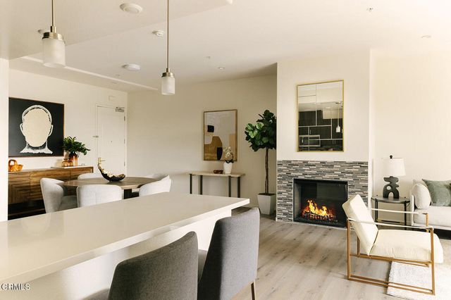 124 W Colorado Street 101, Glendale, CA 91204