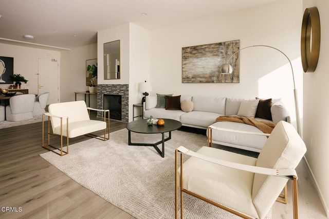 124 W Colorado Street 101, Glendale, CA 91204
