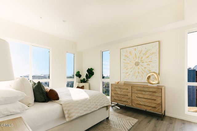 124 W Colorado Street 101, Glendale, CA 91204