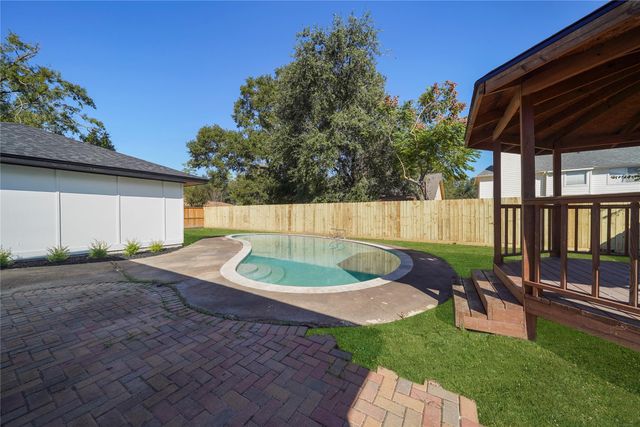 23242 Canyon Lake Drive, Spring, TX 77373