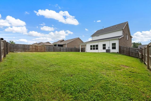 574 Oakvale Ln, Mount Juliet, TN 37122