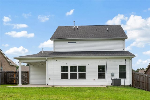 574 Oakvale Ln, Mount Juliet, TN 37122