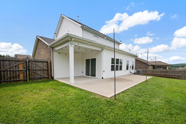 574 Oakvale Ln, Mount Juliet, TN 37122