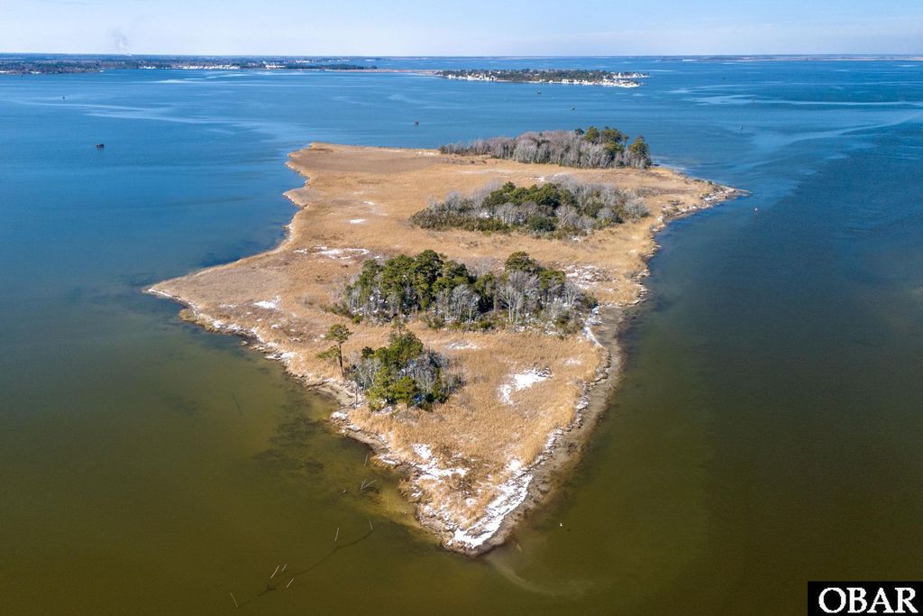 Image 1 of property listing at 0000 Long Point Island Lot 1-5, Barco, NC 27917