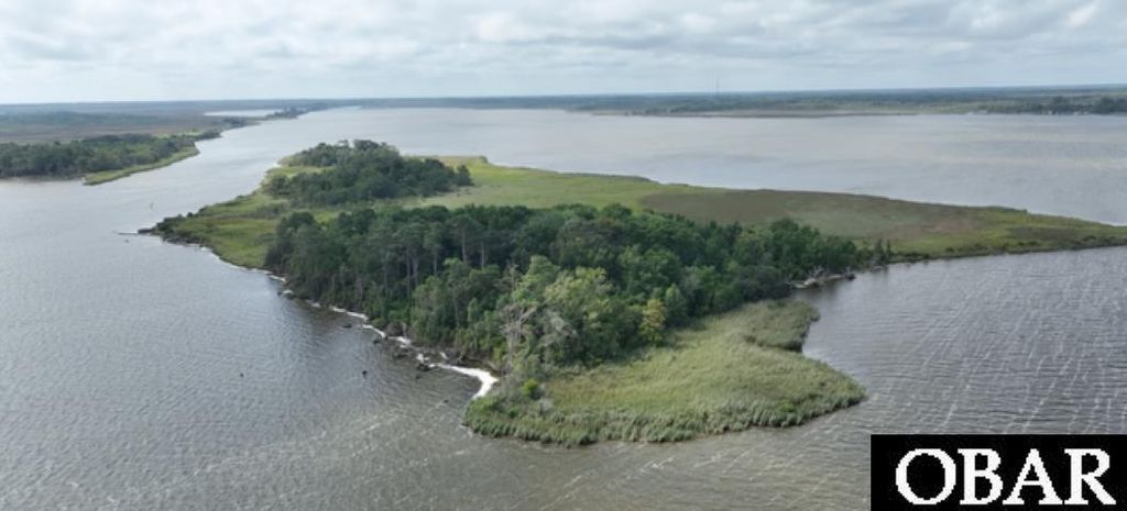 Image 8 of property listing at 0000 Long Point Island Lot 1-5, Barco, NC 27917