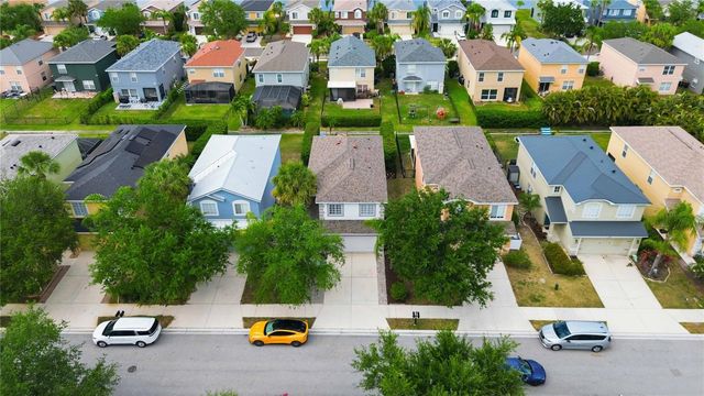 7148 CHATUM LIGHT RUN, Bradenton, FL 34212