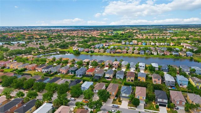 7148 CHATUM LIGHT RUN, Bradenton, FL 34212