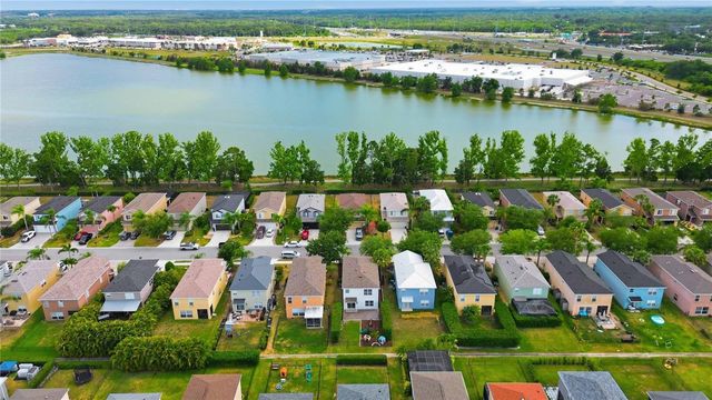 7148 CHATUM LIGHT RUN, Bradenton, FL 34212