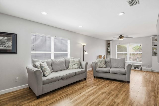 7148 CHATUM LIGHT RUN, Bradenton, FL 34212