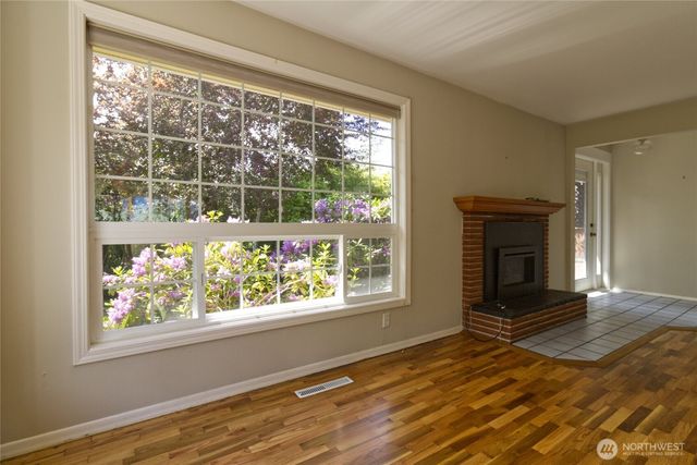 116 Bayside Place, Bellingham, WA 98225