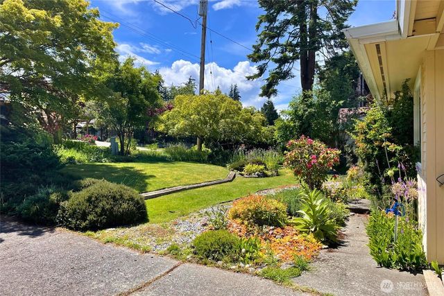 116 Bayside Place, Bellingham, WA 98225