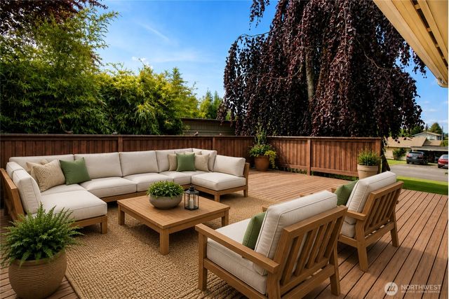 116 Bayside Place, Bellingham, WA 98225