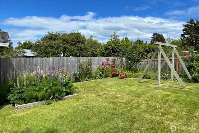 116 Bayside Place, Bellingham, WA 98225