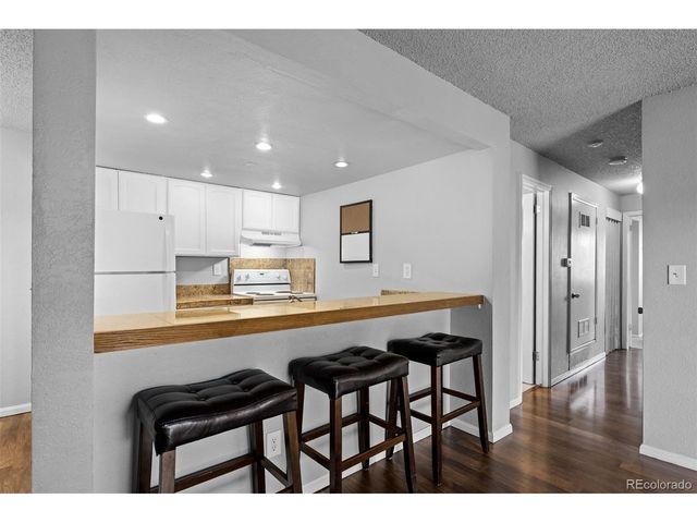 6385 Oak St 205, Arvada, CO 80004