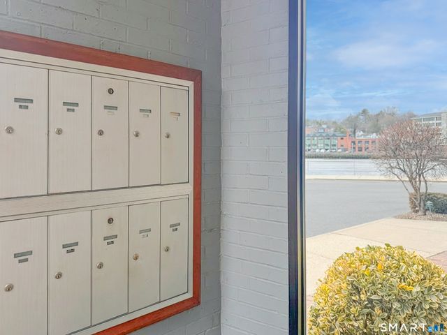 14 Post Road D, Westport, CT 06880