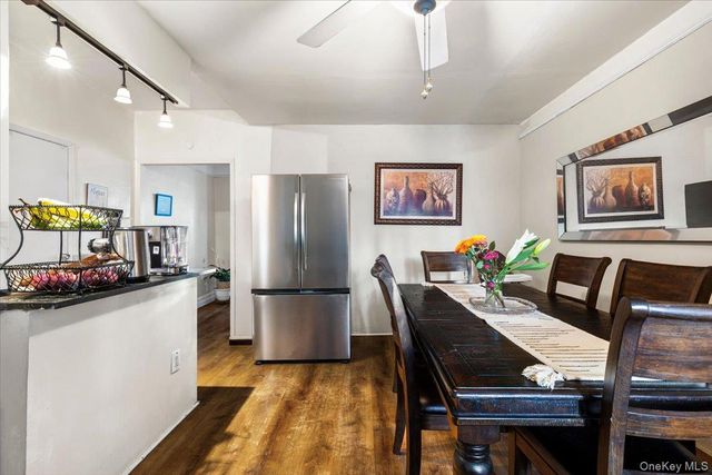 729 Taylor Avenue, Bronx, NY 10473