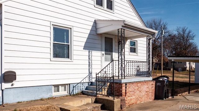 608 Kiefer Street, Ste Genevieve, MO 63670