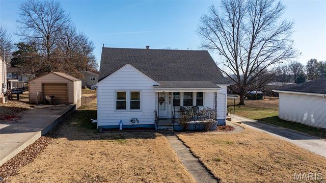 608 Kiefer Street, Ste Genevieve, MO 63670