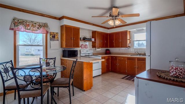 608 Kiefer Street, Ste Genevieve, MO 63670