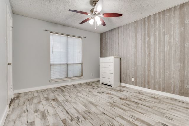 4859 Cedar Springs Road 144, Dallas, TX 75219