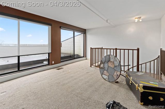 6533 E Jefferson Avenue 431, Detroit, MI 48207