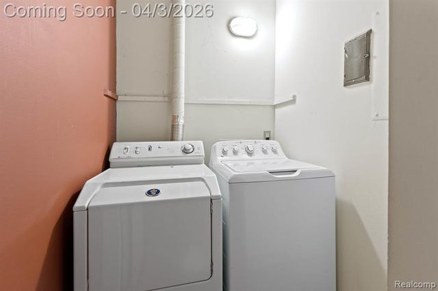 6533 E Jefferson Avenue 431, Detroit, MI 48207